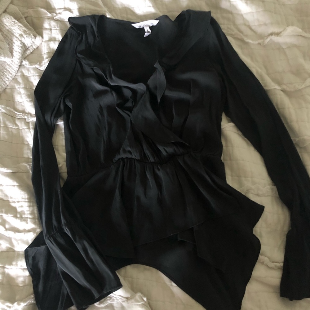 Wrapped Blouse - Picture 2 of 11